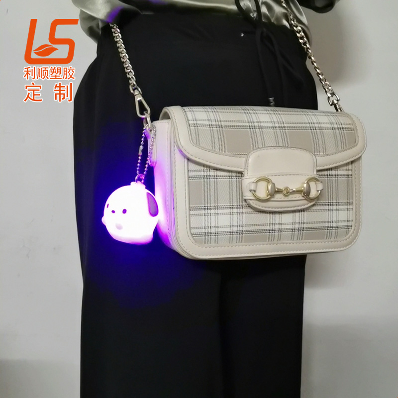 硅膠禮品的分類有哪些?有什么優(yōu)勢特點?